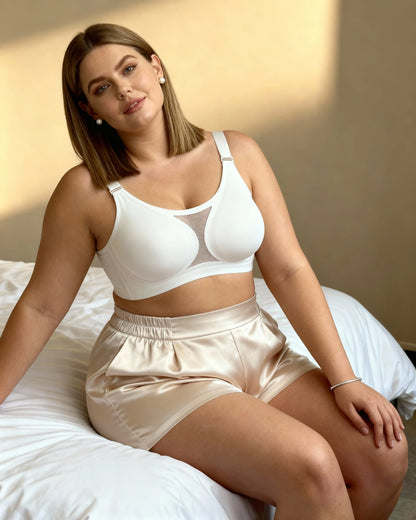 Sutiã Charmy Plus Size - Sustentação sem Aros in Bege e Branco - Plus Size Support | Lumisensy